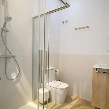 Apartment Center R1
